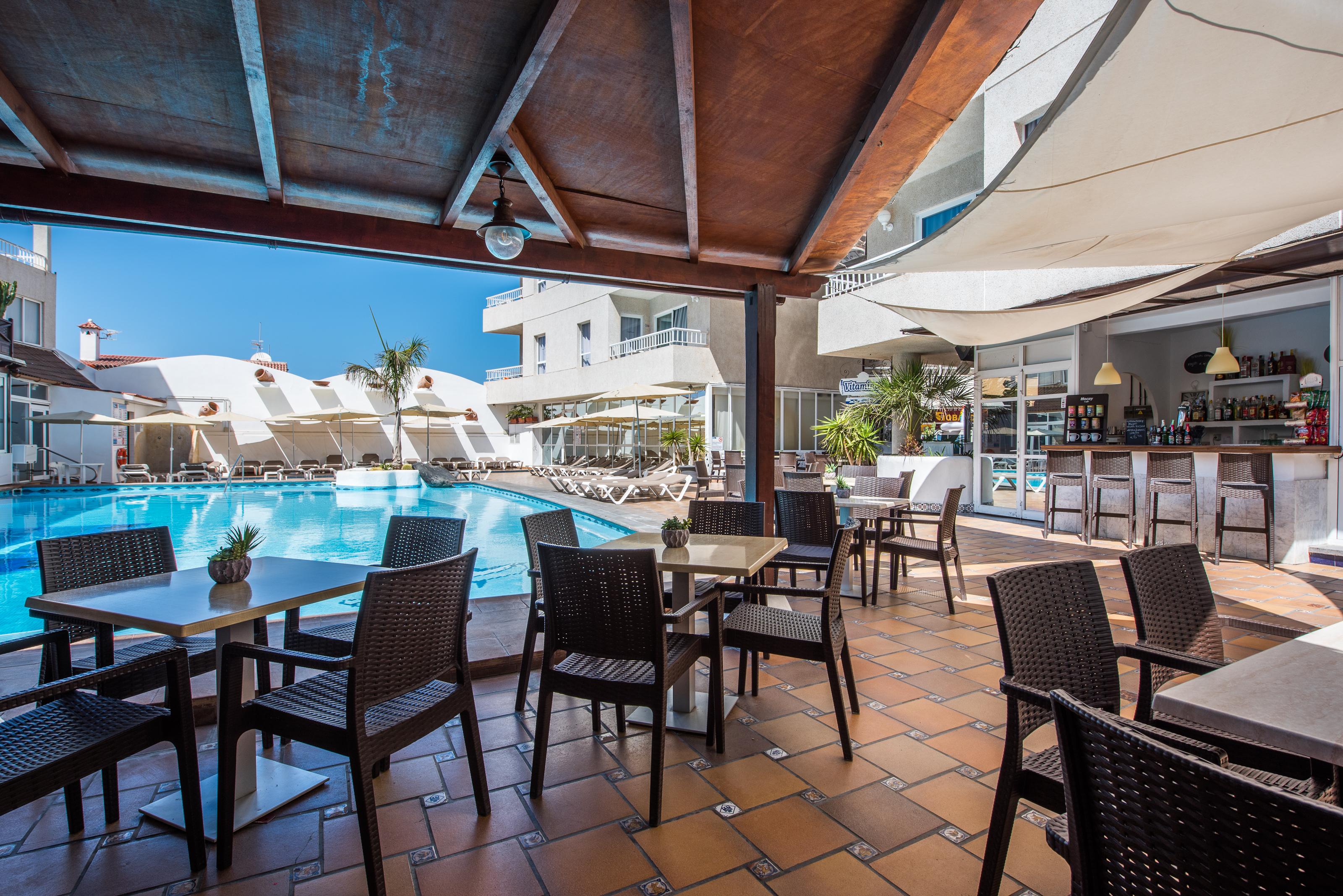Vigilia Park Aparthotel Puerto de Santiago  Exterior photo